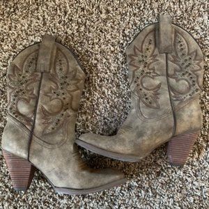 Very Volatile Nightbloom Western Boots